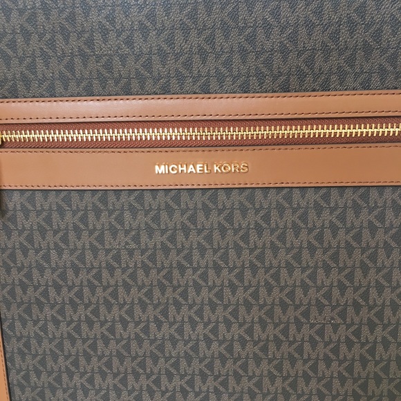 Last1✨Michael Kors trolley travel Carry on luggage - Picture 3 of 8